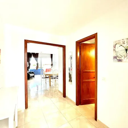 Nice With Pool Views, Wifi And Terrace, Near Playa Los Charcos Apartment Costa Teguise