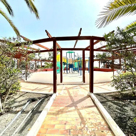 Nice With Pool Views, Wifi And Terrace, Near Playa Los Charcos Apartment